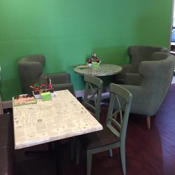 Ha Long Cafe - Very comfortable