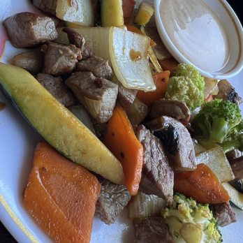 Sushi Queen - Japanese Near Me - Sterling, Virginia