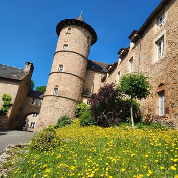 Hostellerie de Fontanges - The tower - Hotels Near Me - Onet le Château, 12
