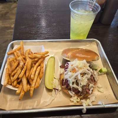 GQue BBQ Thornton by null