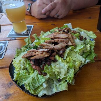 Pub BreWskey - Smoked Chicken Caesar Salad - Brewpubs Near Me - Montreal, Quebec Pub BreWskey - Smoked Chicken Caesar Salad - Brewpubs Near Me - Montreal, Quebec