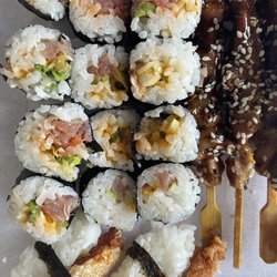 Nakayoshi Sushi Bar - Take away spicy tuna, yakitori, and cooked salmon nigiri