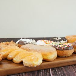 Linda's Coffee House - Bake fresh daily