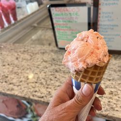 Michoacan A Pedir De Boca - Pine Nut on a waffle cone