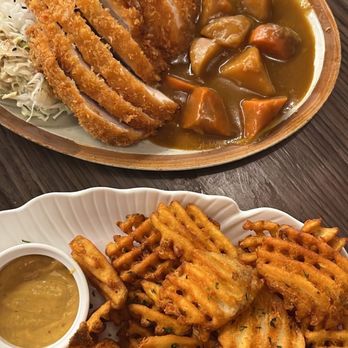 Chubby Curry - Chicken Katsu Kare and Waffle Fries With Aonori - Japanese Curry Near Me - Covina, California