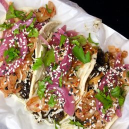 Korean bbq tacos - so yummy!! Korean bbq tacos - so yummy!!
