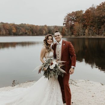 Ivory Row Bridal - Congratulations! You look gorgeous! Ivory Row also caters to our outdoor weddings - Bridal Near Me - Scottsdale, Arizona Ivory Row Bridal - Congratulations! You look gorgeous! Ivory Row also caters to our outdoor weddings - Bridal Near Me - Scottsdale, Arizona