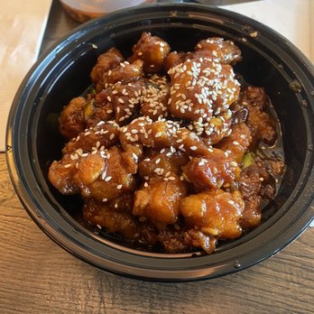 Teng's Restaurant - Sesame chicken - Chinese Near Me - Levittown, New York Teng's Restaurant - Sesame chicken - Chinese Near Me - Levittown, New York