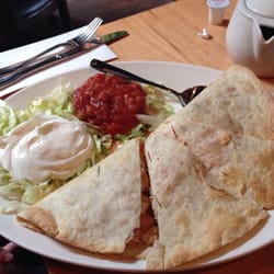 Buzzy Brown’s Brasserie