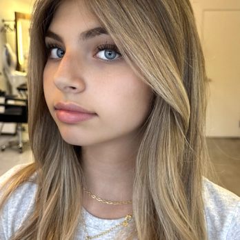 Station Row - Hair Salons Near Me - Newton Highlands, Massachusetts Station Row - Hair Salons Near Me - Newton Highlands, Massachusetts