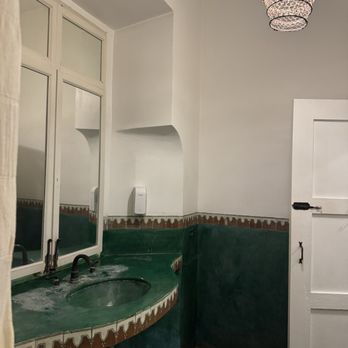 The Restaurant - The bathroom - Mexican Near Me - San Miguel de Allende, GUA