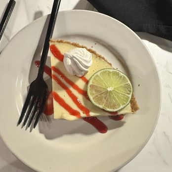 Salt Bar and Table - Key Line Pie - Bars Near Me - Bradenton Beach, Florida