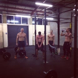 Smart Performance Crossfit - The guys doing their thing