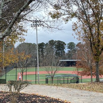 Wills Park - Parks Near Me - Avondale Estates, Georgia