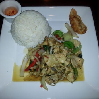 Thai Spoon Restaurant - SpIcy Basil Chicken - Thai Near Me - Highland, California Thai Spoon Restaurant - SpIcy Basil Chicken - Thai Near Me - Highland, California