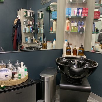 SC The Beauty Lab - Hair washing bowl, wax station, top shelf products - Waxing Near Me - Grove City, Ohio SC The Beauty Lab - Hair washing bowl, wax station, top shelf products - Waxing Near Me - Grove City, Ohio