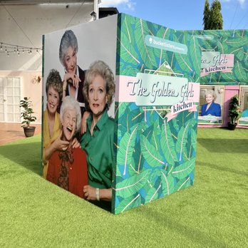 The Golden Girls Kitchen - Outside - Pop-up Shops Near Me - Miami, Florida The Golden Girls Kitchen - Outside - Pop-up Shops Near Me - Miami, Florida