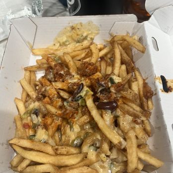 Buffalo Wild Wings - Chili queso fries - Chicken Wings Near Me - Brentwood, California
