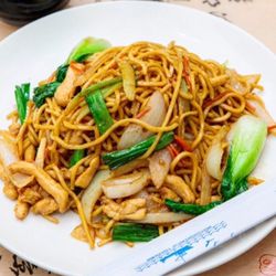 Chicken Lo Mein