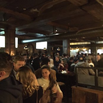 Colter Bay - Packed house on a Thursday, seems to be doing well. - American Near Me - Buffalo, New York