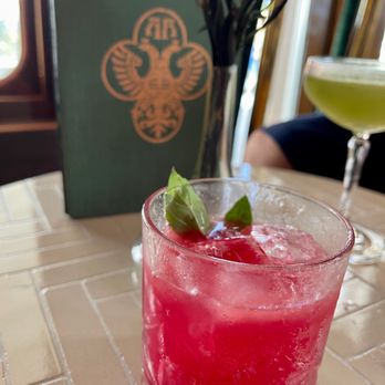 Apotheke Nomad - Mocktail - Cocktail Bars Near Me - New York, New York Apotheke Nomad - Mocktail - Cocktail Bars Near Me - New York, New York