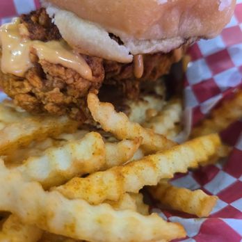 Byrd’s Hot Chicken - Chic n donut - Chicken Wings Near Me - Boynton Beach, Florida