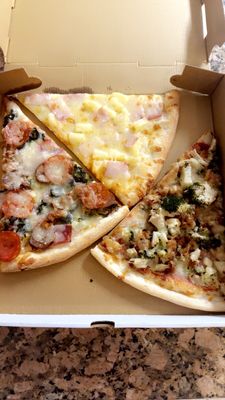 Daro's Pizza & Chicken by null