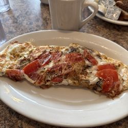 Diner By The Sea - Fit Omelette with tomatoes mushrooms Healthy