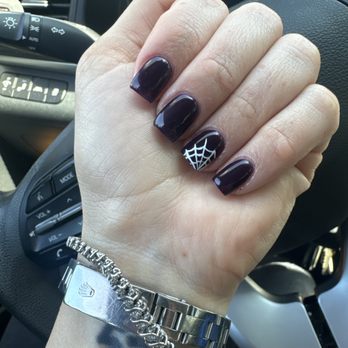 Studio Nail Bar - Nail Salons Near Me - Burbank, California