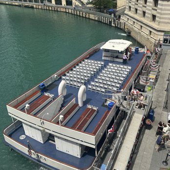 Wendella Tours & Cruises - The boat. - Boat Charters Near Me - Chicago, Illinois