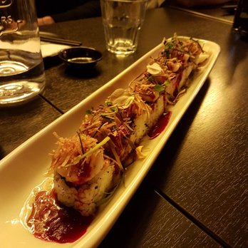The Haam - Hotate Trufa Roll - Japanese Near Me - Toronto, Ontario The Haam - Hotate Trufa Roll - Japanese Near Me - Toronto, Ontario