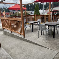 Aceituno's Mexican Food - Patio area