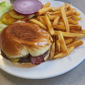 Angie’s Breakfast And Grill - Cheeseburger with turkey bacon - Breakfast & Brunch Near Me - Merrillville, Indiana Angie’s Breakfast And Grill - Cheeseburger with turkey bacon - Breakfast & Brunch Near Me - Merrillville, Indiana