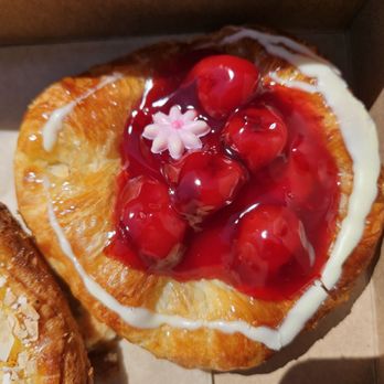 Le Hérisson - Cafes Near Me - Simi Valley, California Le Hérisson - Cafes Near Me - Simi Valley, California