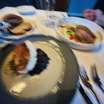 Tsunami Restaurant - Seafood Near Me - Memphis, Tennessee