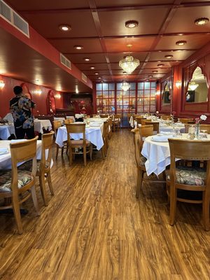 Duangrat's Thai Restaurant by null