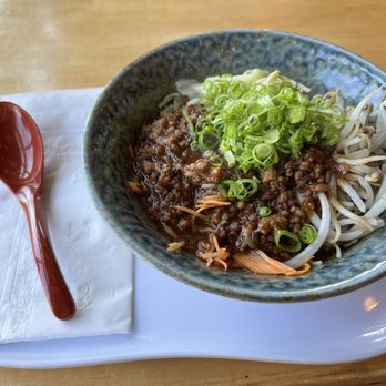 Kuma Ani - Zha Jiang Mein - Boiled noodle w. Zha Jiang sauce, grounded pork & bacon, bean sprout, carrot, cabbage, and scallion. Minus cucumber. - Ramen Near Me - Albany, New York