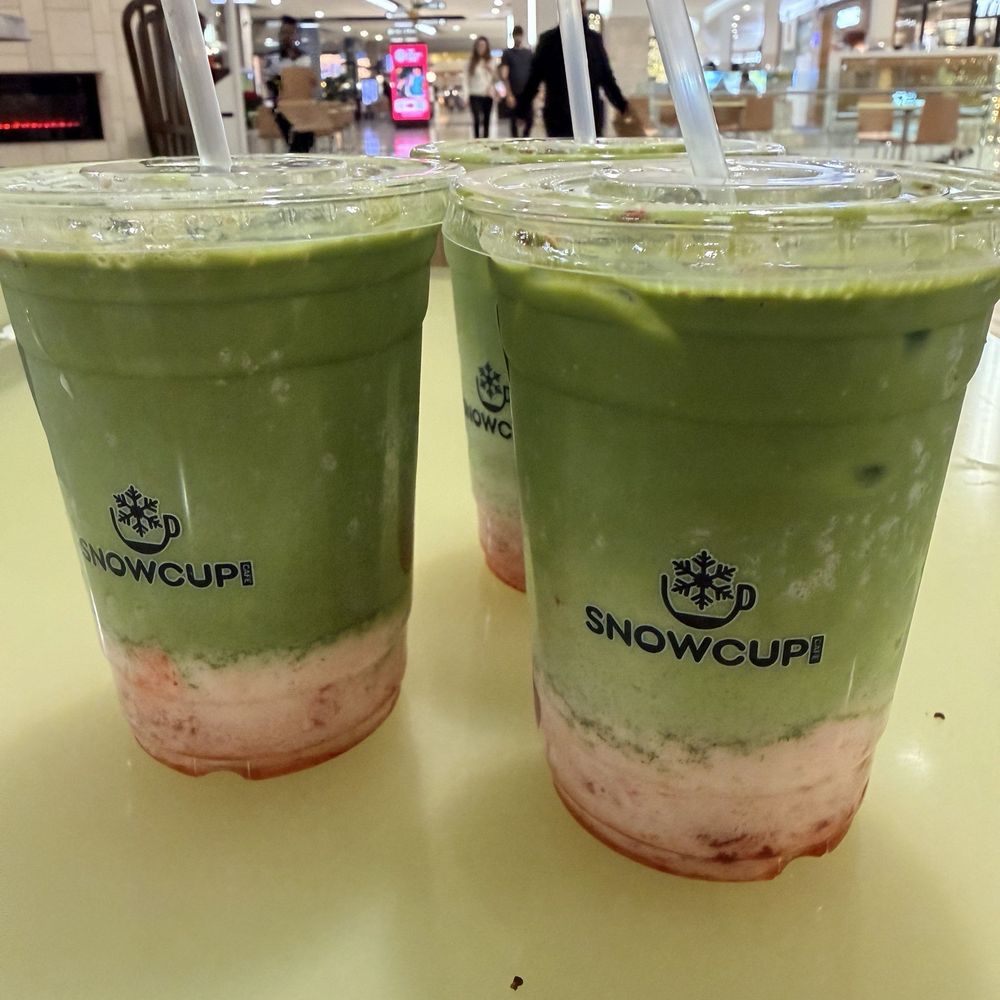 Snowcup Cafe - Strawberry Matcha Milk Latte - Desserts Near Me - Seattle, Washington Snowcup Cafe - Strawberry Matcha Milk Latte - Desserts Near Me - Seattle, Washington