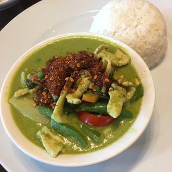 Sticky Rice - Chicken green curry - "Thai spicy" aka level 5 - Laotian Near Me - Murphy, Texas