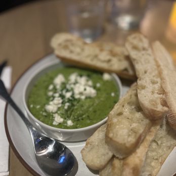 Earls Kitchen + Bar - Spinach, 3 cheese dip - Canadian (New) Near Me - Vancouver, British Columbia Earls Kitchen + Bar - Spinach, 3 cheese dip - Canadian (New) Near Me - Vancouver, British Columbia