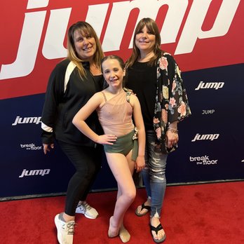 Fabulous Feet Dance Studio - Dance Studios Near Me - Brentwood, California