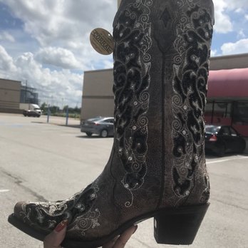 Cavender's Boot City - Shoe Stores Near Me - Houston, Texas Cavender's Boot City - Shoe Stores Near Me - Houston, Texas