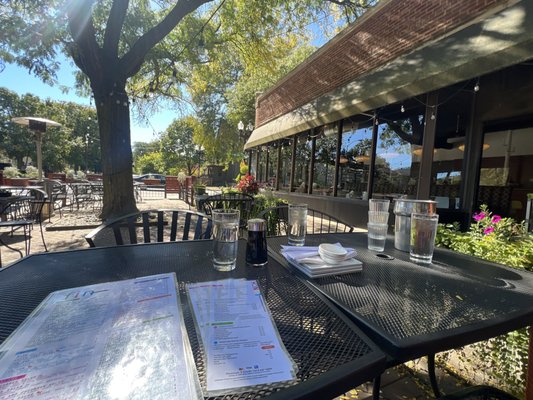 Fin Sushi Bar by null