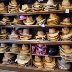 The General Store at Knott's Berry Farm - Western hats - 10/23/23