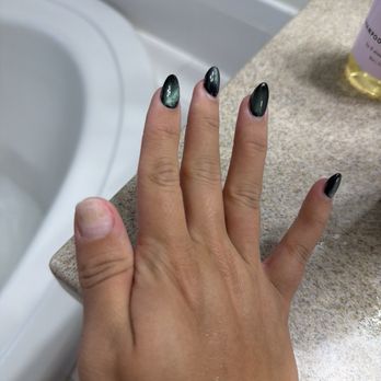 Tipsy Nail Bar - Nail completely off - Nail Salons Near Me - Fort Myers, Florida
