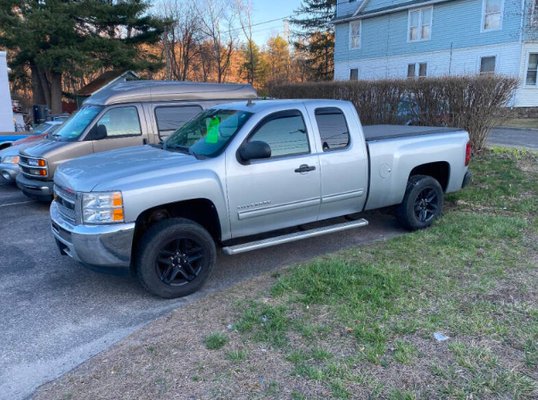 2012 Chevrolet Silverado 1500 LT - 4x4 LT 4dr Extended Cab 6.5 ft. SB
Condition
Used
Engine
5.3L V8
Transmission
Automatic 6-Speed
Drivetrain
4X4
Fuel
Flex Fuel
Exterior Color
Gray
Interior Color
Black
Stock #
1492
VIN
1GCRKSE75CZ201492 2012 Chevrolet Silverado 1500 LT - 4x4 LT 4dr Extended Cab 6.5 ft. SB
Condition
Used
Engine
5.3L V8
Transmission
Automatic 6-Speed
Drivetrain
4X4
Fuel
Flex Fuel
Exterior Color
Gray
Interior Color
Black
Stock #
1492
VIN
1GCRKSE75CZ201492