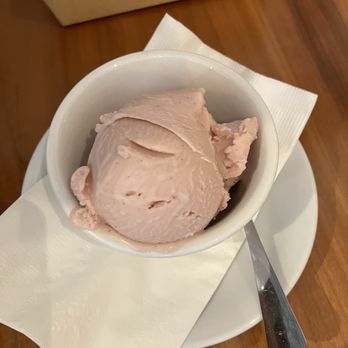 Sorella - Delicious strawberry gelato - Pizza Near Me - Newport, Oregon Sorella - Delicious strawberry gelato - Pizza Near Me - Newport, Oregon
