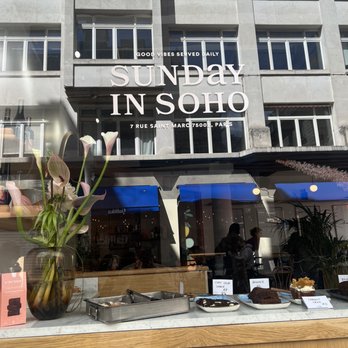 Sunday in Soho - Cafes Near Me - Paris, 75 Sunday in Soho - Cafes Near Me - Paris, 75