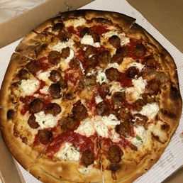 Meatball Ricotta Pizza