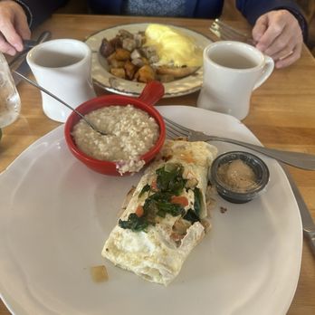 The Hen and The Hog - Breakfast & Brunch Near Me - Pompano Beach, Florida The Hen and The Hog - Breakfast & Brunch Near Me - Pompano Beach, Florida